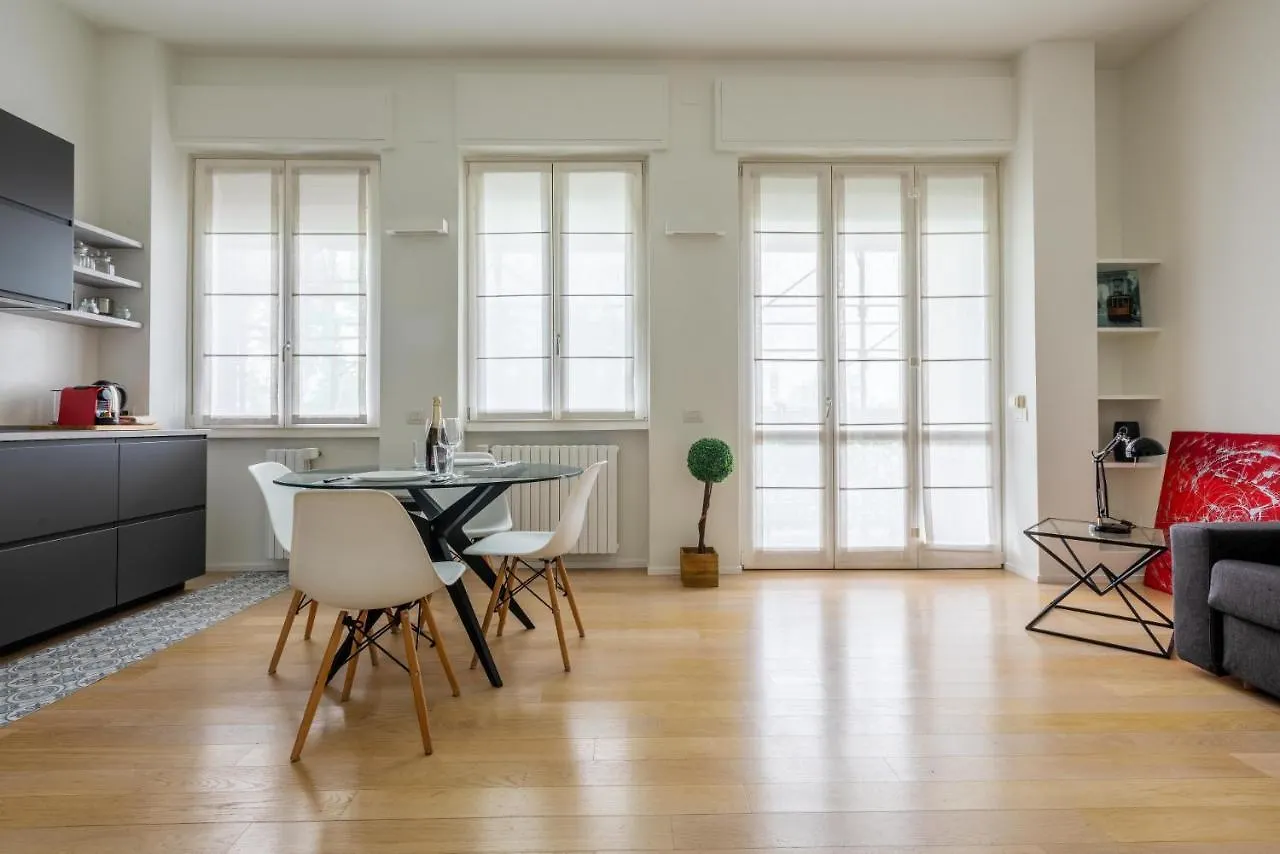 شقة Easylife - Bellissimo E Luminoso Appartamento A Colonne Di San Lorenzo ميلان إيطاليا