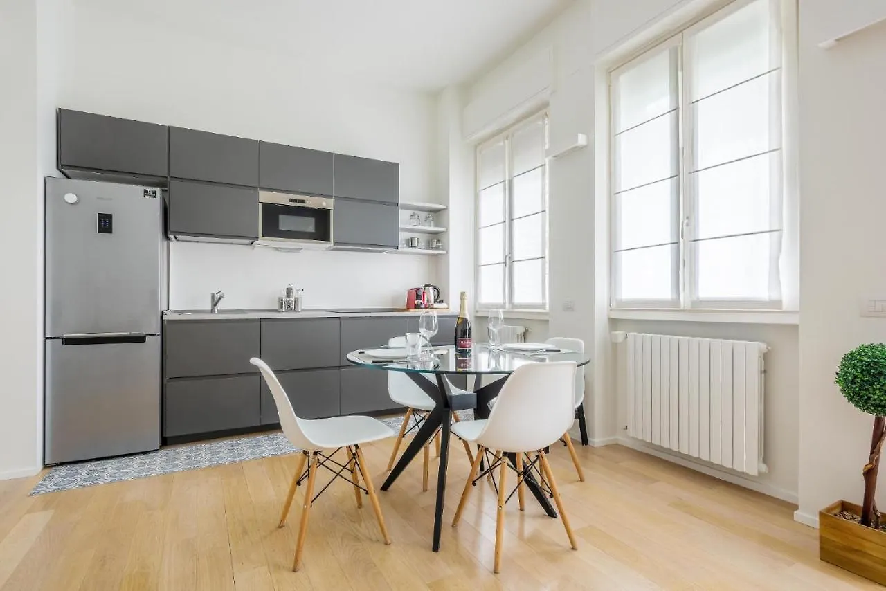 Easylife - Bellissimo E Luminoso Appartamento A Colonne Di San Lorenzo ميلان إيطاليا